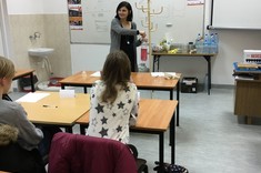  Pokaz fizyczny - Poznajemy ciecze